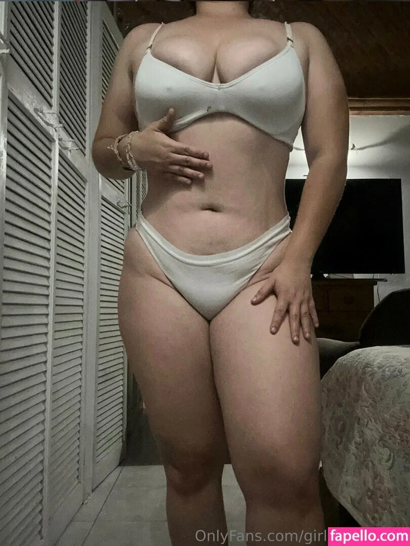 Stremer putita de TikTok bien chichona y nalgona 2 image 20