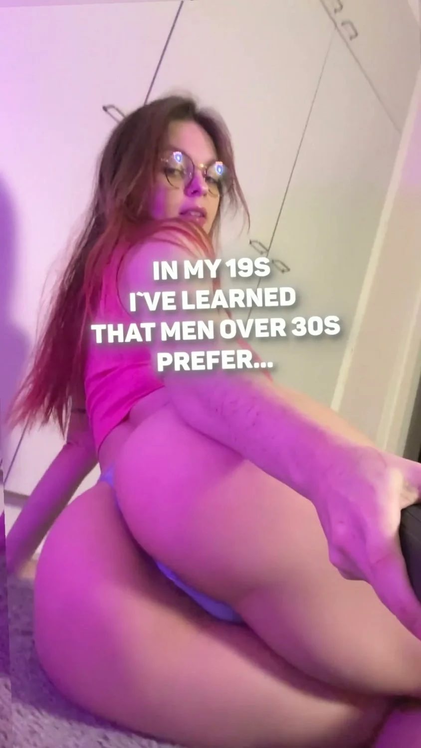 🔞 naughty fat ass riding cock horny nude squirt 🫦😈 Check my OF image 5