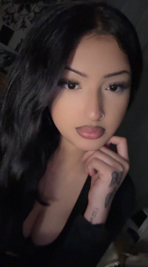 Nayeli 18 image 4