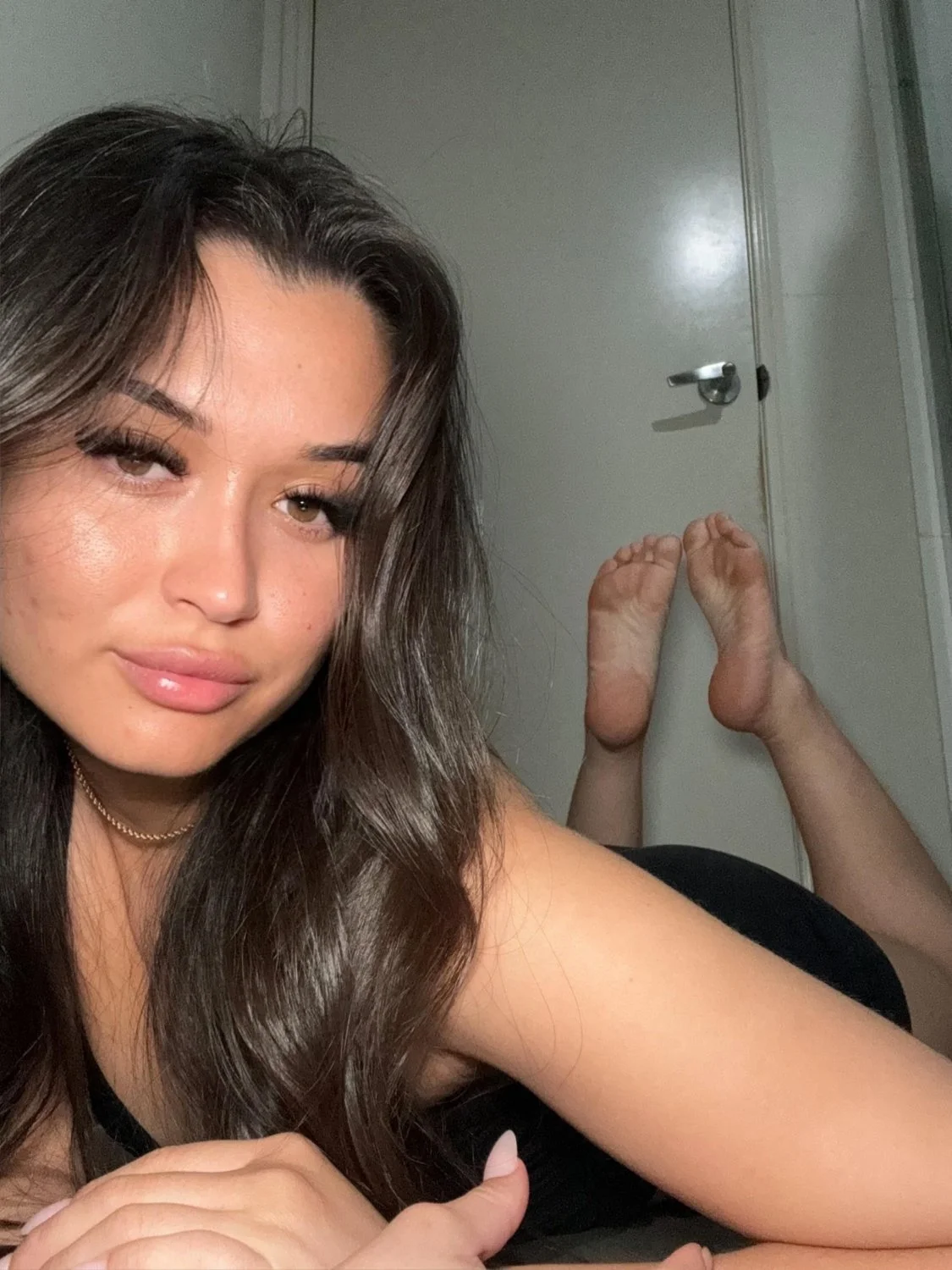 Asian foot slut exposed image 25