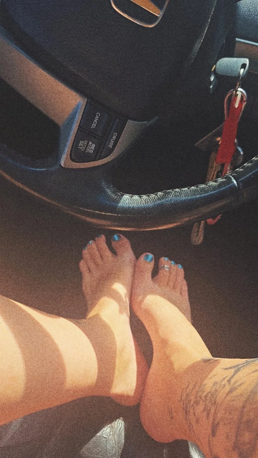 Feet image 14