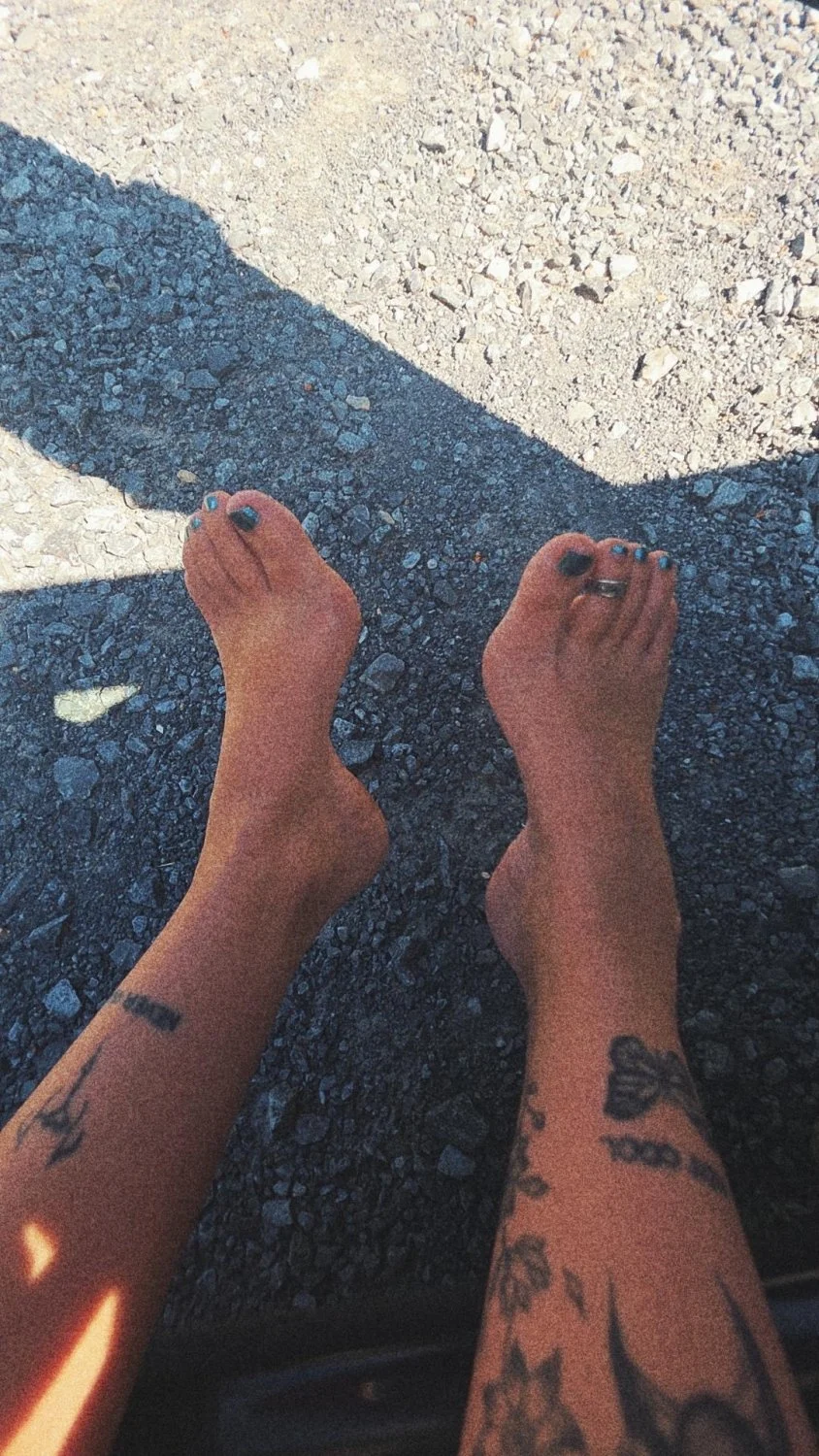 Feet image 15