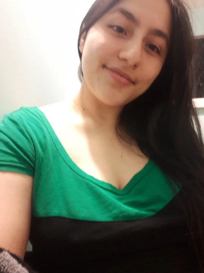 College Webslut Celina image 10
