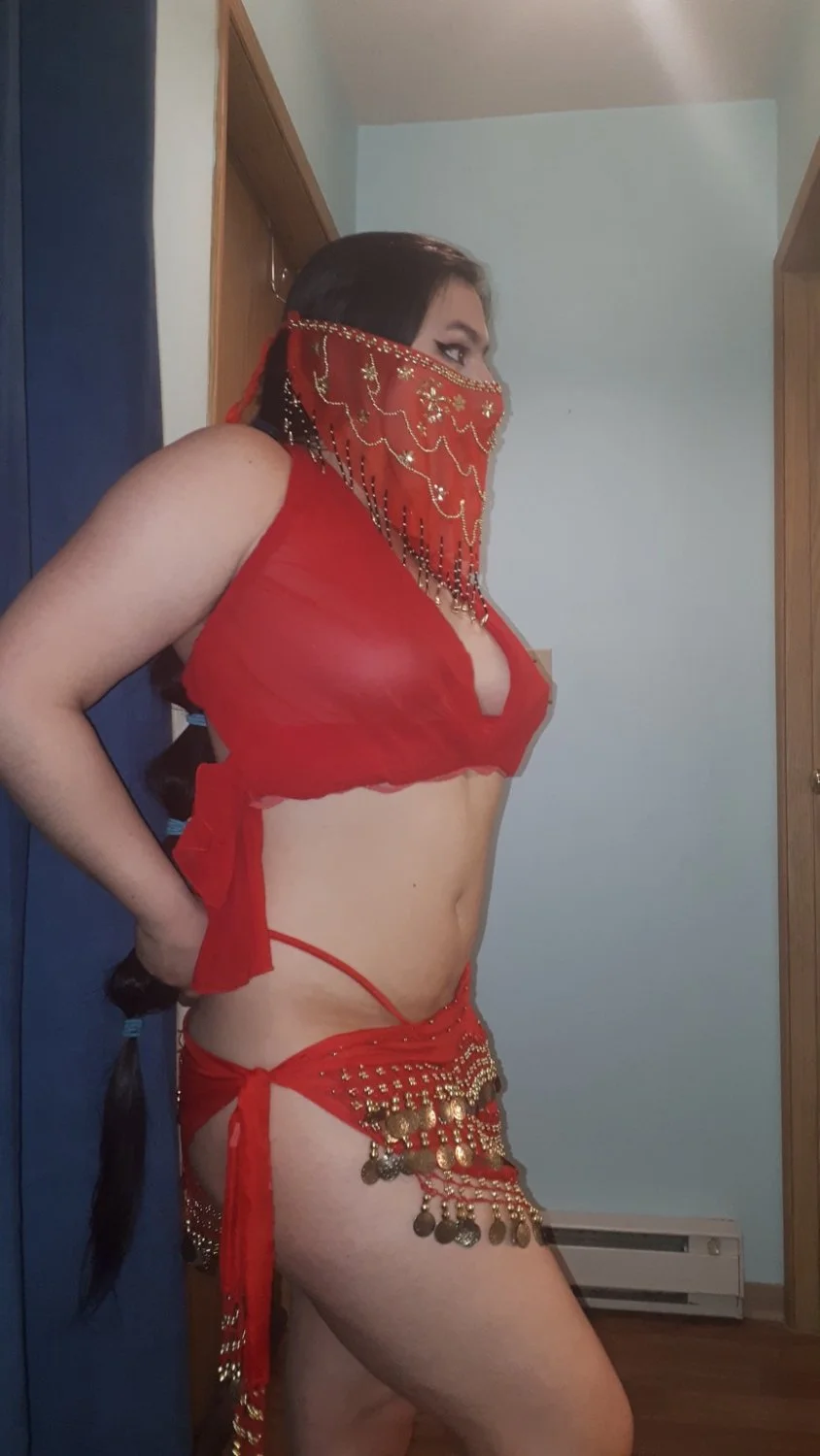 College Webslut Celina image 3
