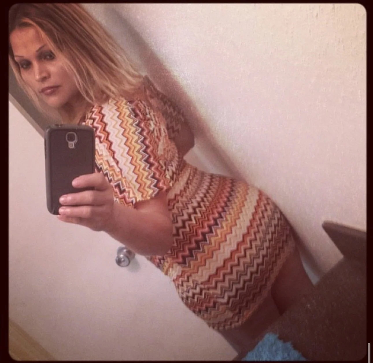Gorgeous Salvadoran Houston MILF image 2