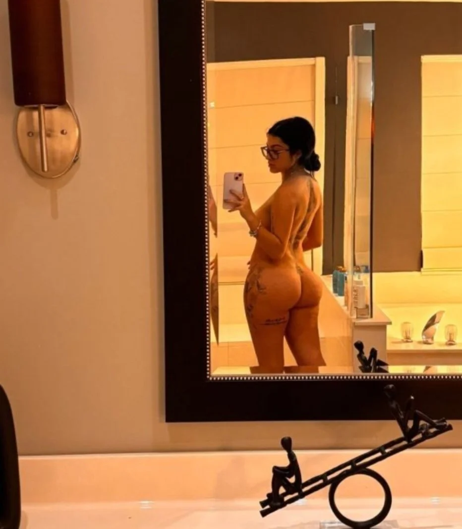 Gringa Malu Travejo colega da Beca 🔥 image 16