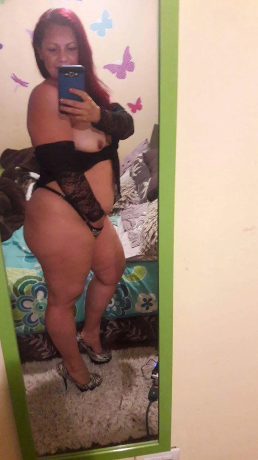 Mature Big ass image 9