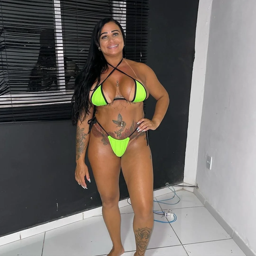 Vånëssînhª Milf Morena Puta e Vostosa image 44