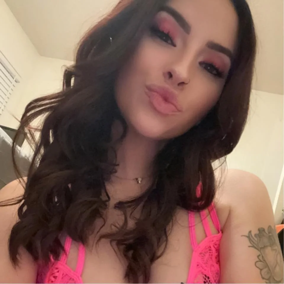 -Latina Gf- image 2