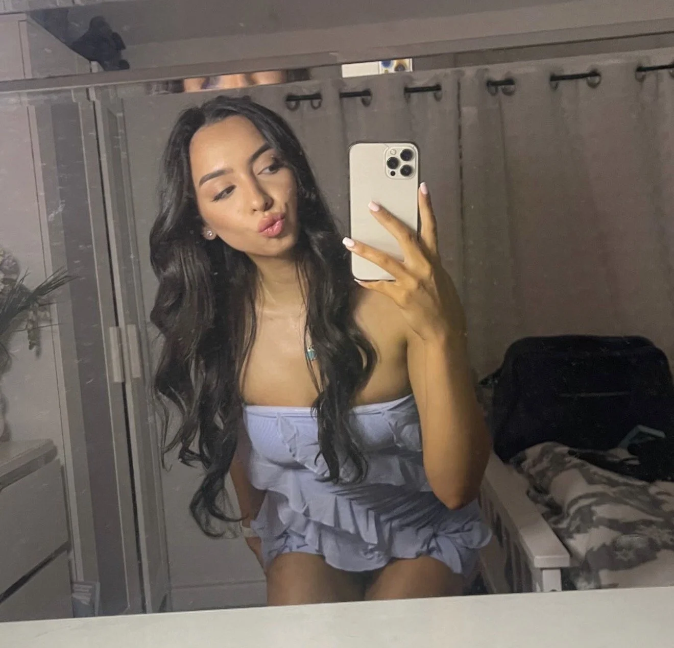 IRL slut Ava image 4