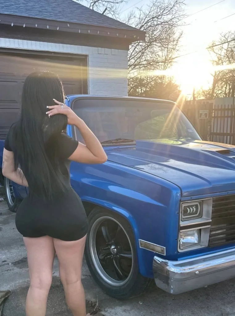 Fine Latin Hoe image 6