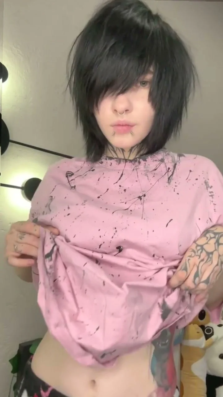 🔞 tight petite body getting fucked tight pussy cum dripping 🫦🍑 See my OF image 5