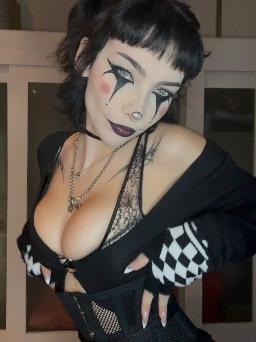 dommy mommy clussy image 5