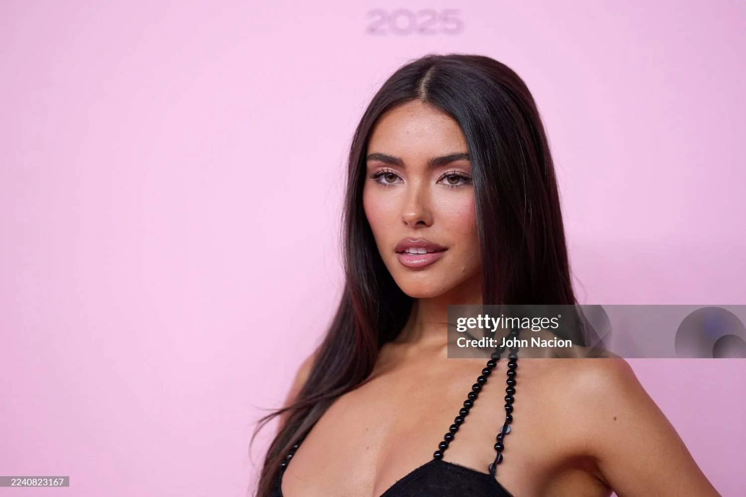 Madison Beer Lesbian kissing, ass, feet, tits, 100 files image 49