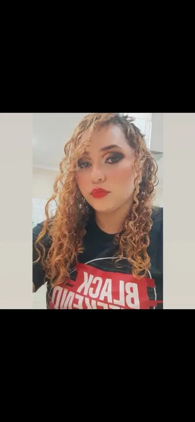Ju que estudou no dr Freitas alguém já comeu ?? cover image