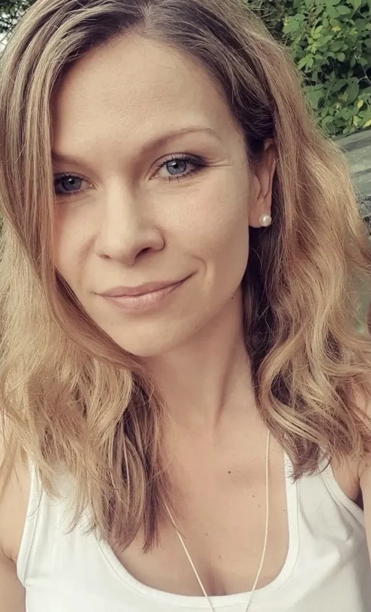 German milf spreading her fuckoles for your cock image 5