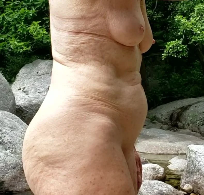 Some of cheating granny nurse Solange's outdoors-after heating hikes impossible to resist to diving image 24