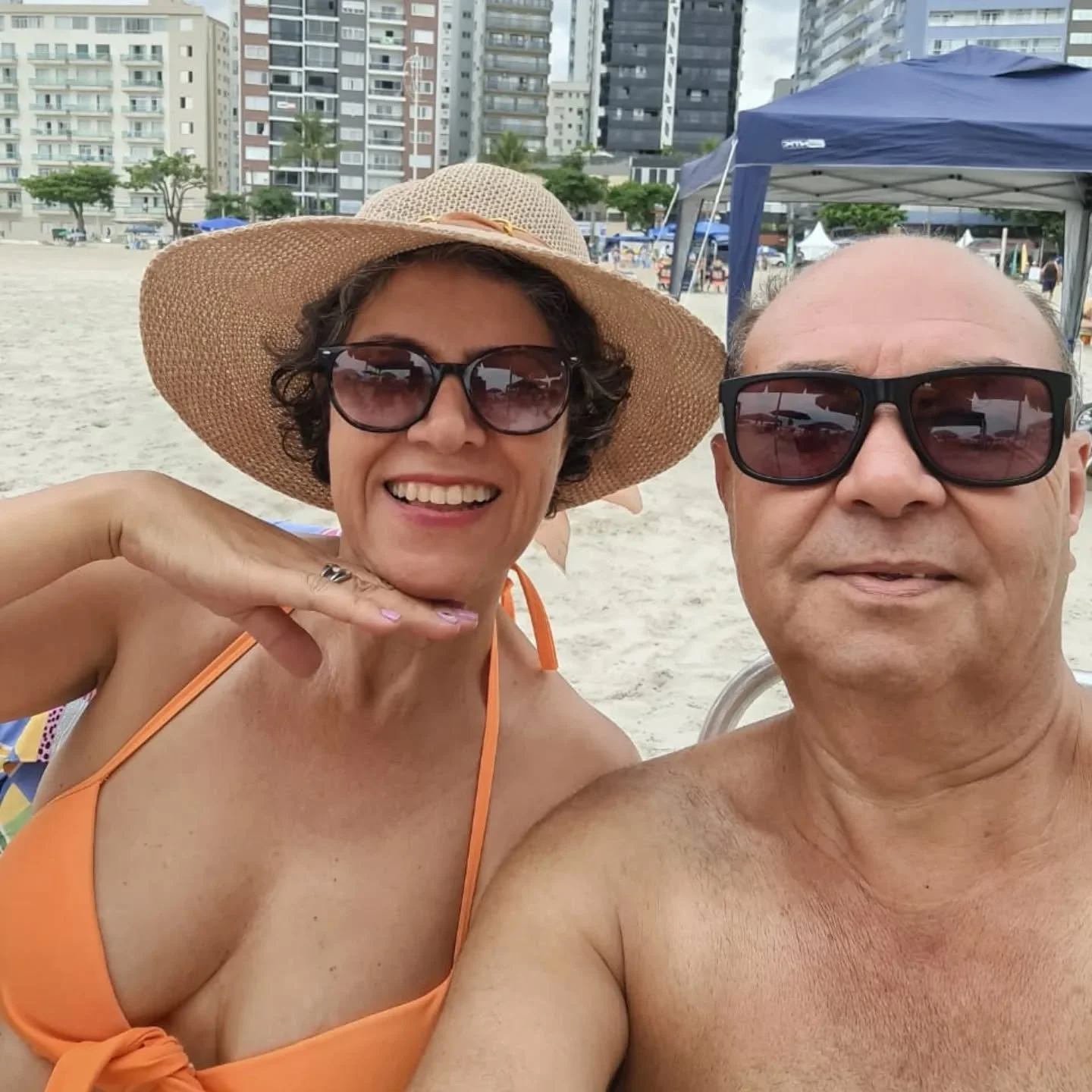 Coroa casada, falsa magra, com um bundão. image 26