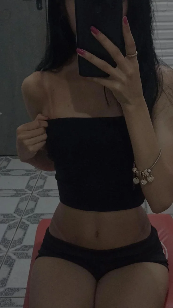 Chica irl de seguidor super linda y hermosa, tengo ganas de romperle el orto a la puta 😍😍😍 image 38