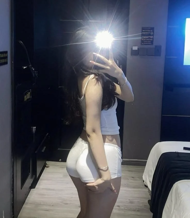 Chica irl de seguidor super linda y hermosa, tengo ganas de romperle el orto a la puta 😍😍😍 image 6