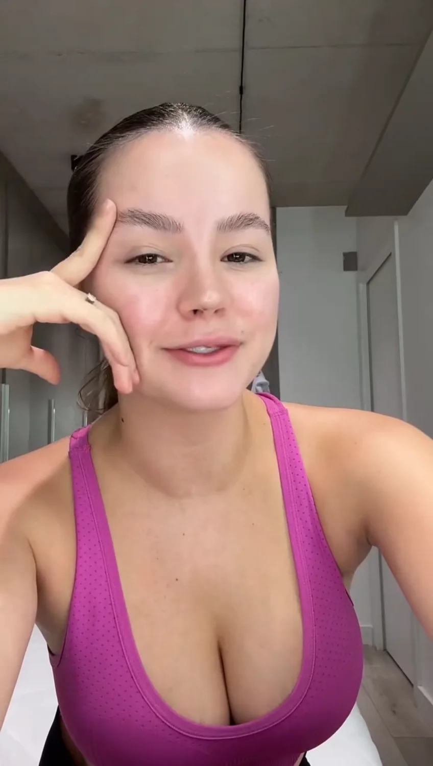 @b3l4 f3rn4nd3s breasts big all hot and naughty come and suck her all over! part 2(No distribute!) image 22