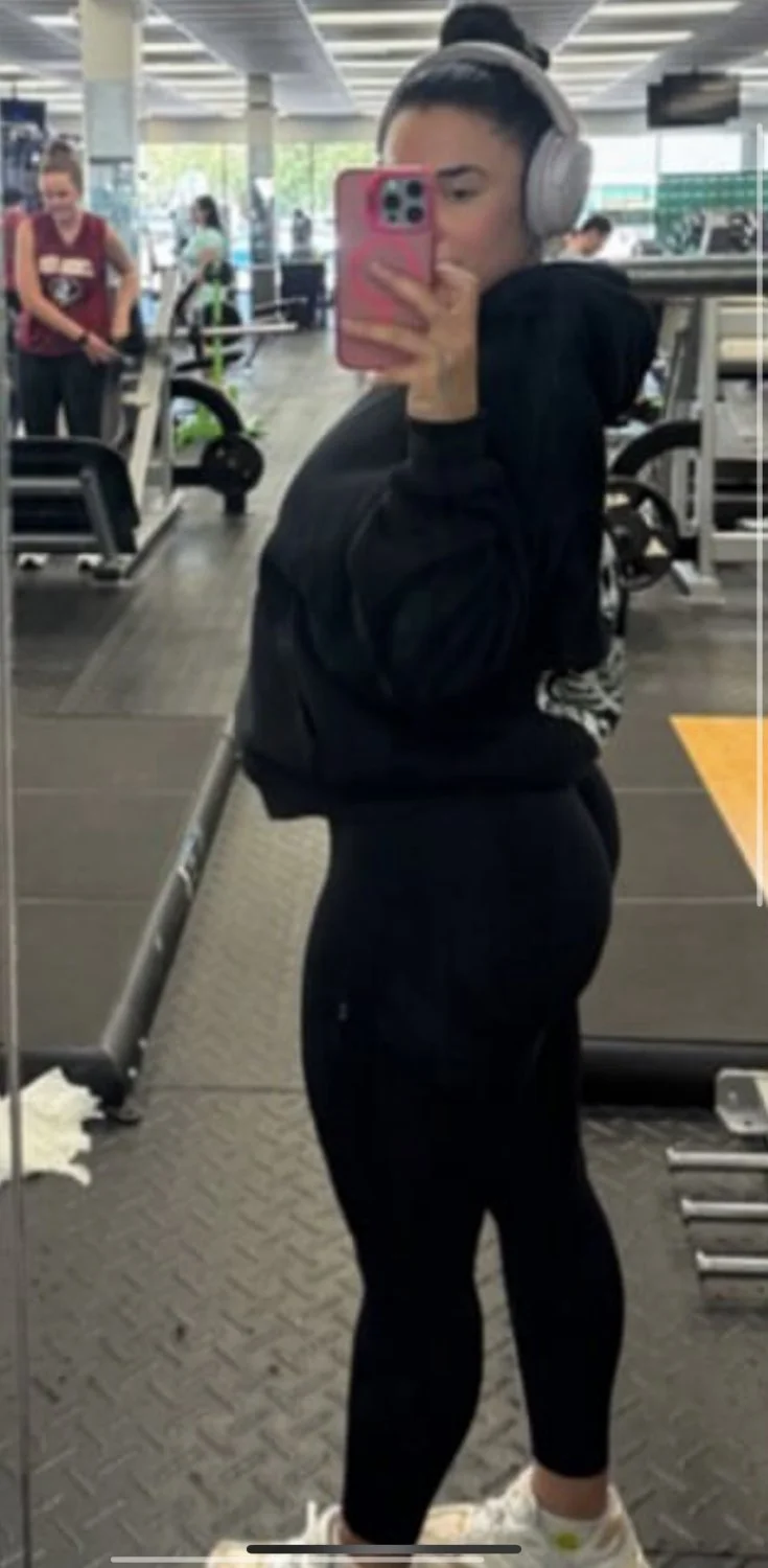 Insane Latina with a FAT ASS, DM for her booty pics image 8