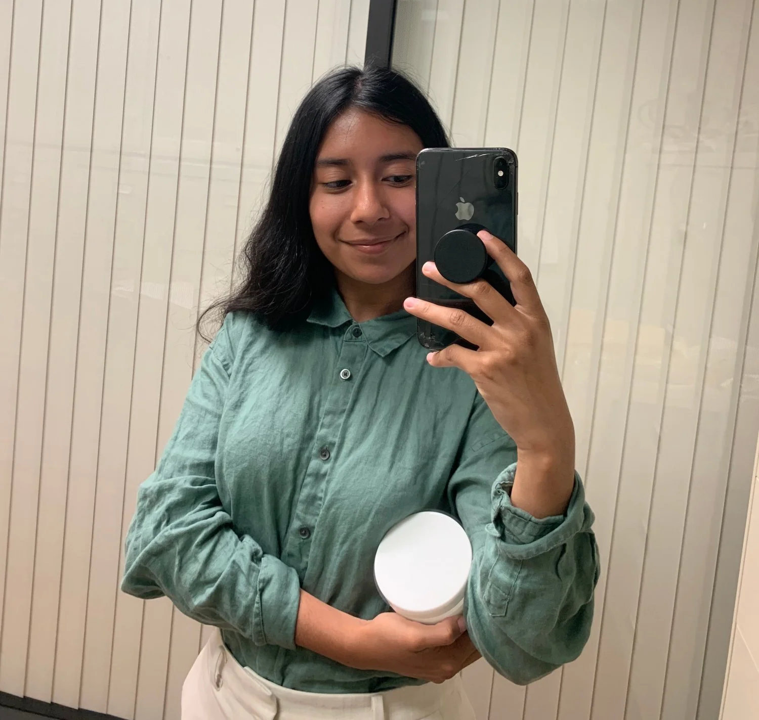 Adorable Latina Showing off her Bush Hairy Pussy main image