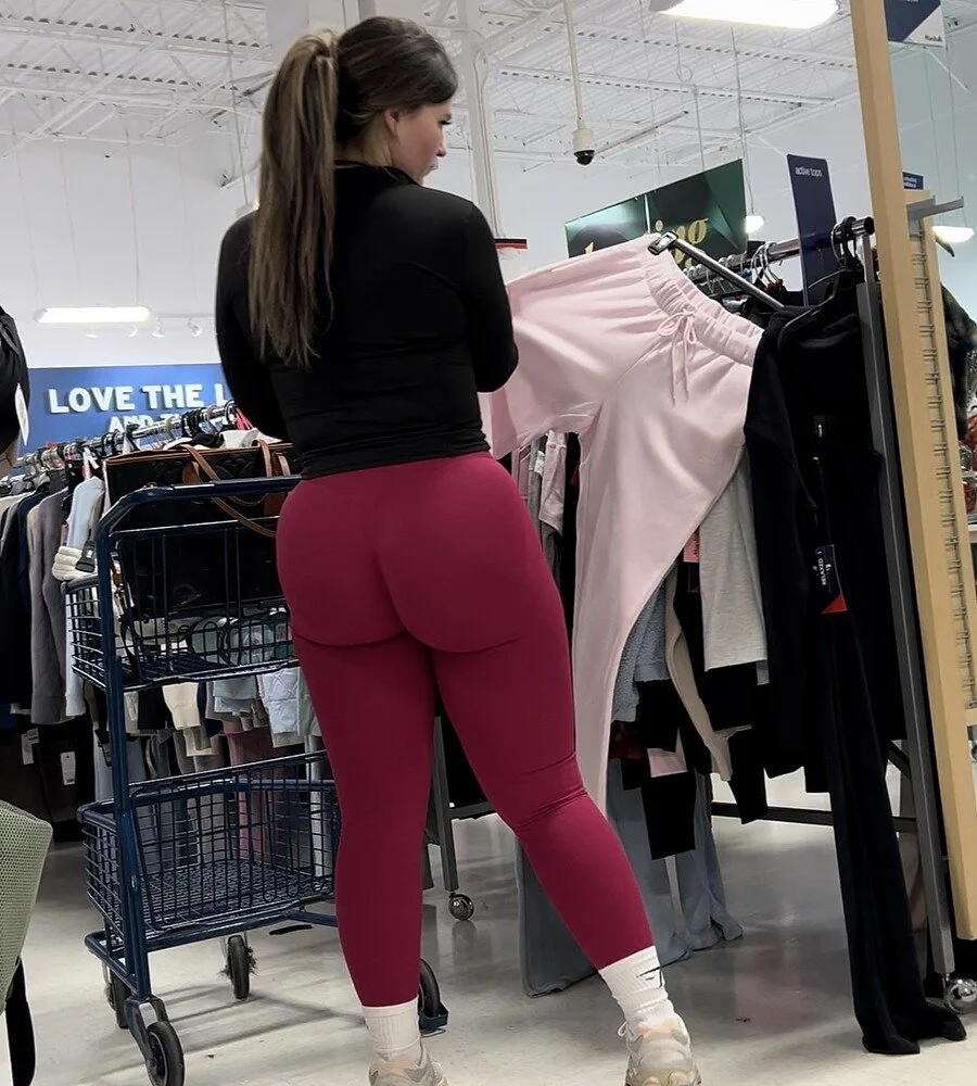 Big booty white girls gringas culonas image 14