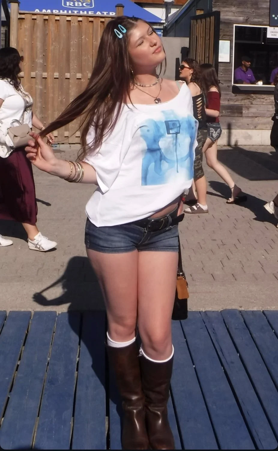 hot slut Olivia 18 USA image 2