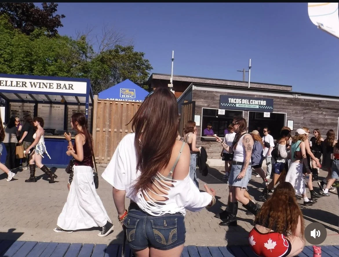 hot slut Olivia 18 USA image 4