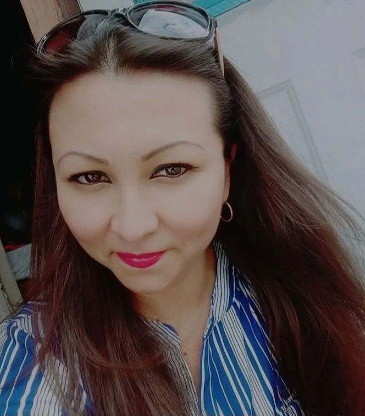 Milf hermosa y sexy putita image 2