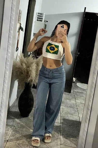 cacheada novinha gostosa foi grava e conteudo avazou na net image 2