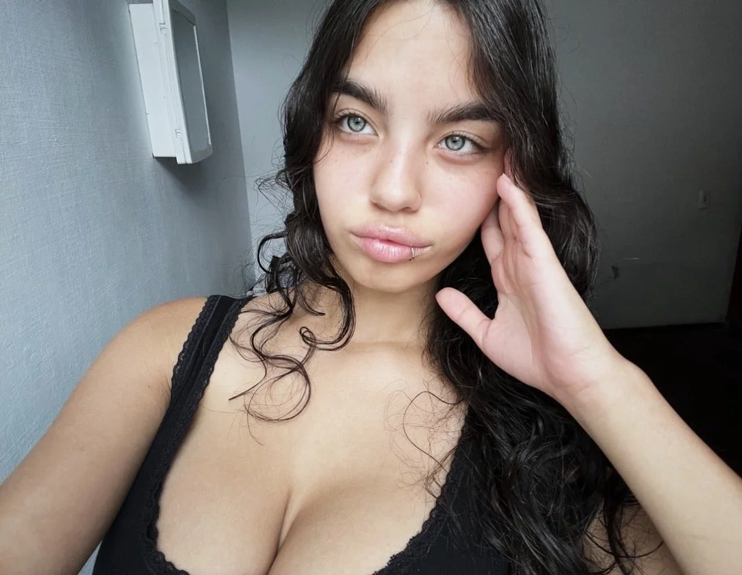 tetona hermosa image 2