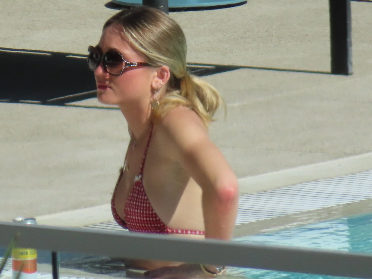 Teen Tanning main image