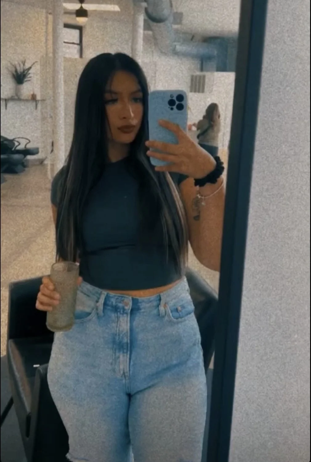 Chicago latinas image 15