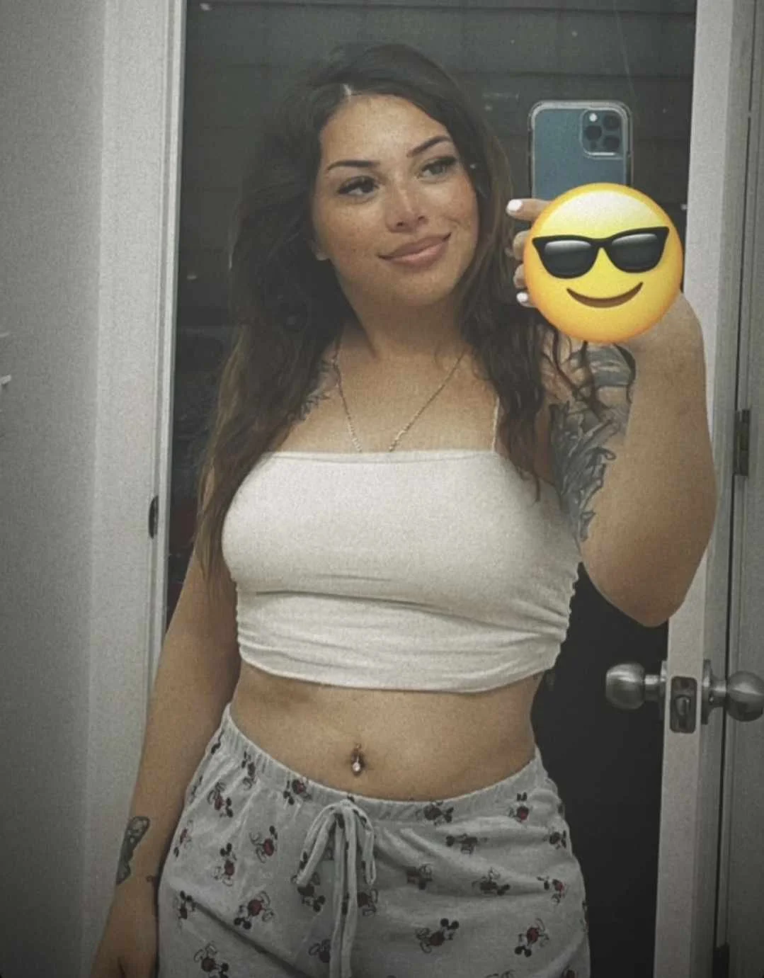 Chicago latinas image 7
