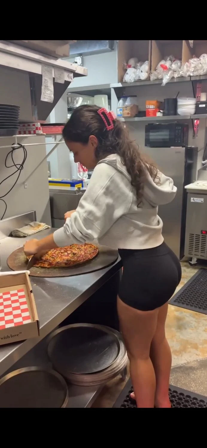 Women belong in the kitchen🔥👀 main image