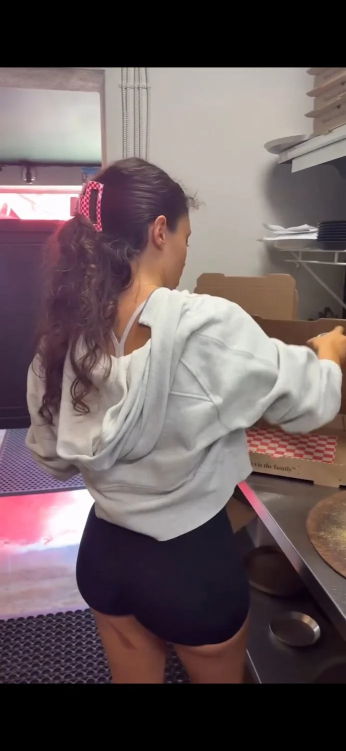 Women belong in the kitchen🔥👀 image 3