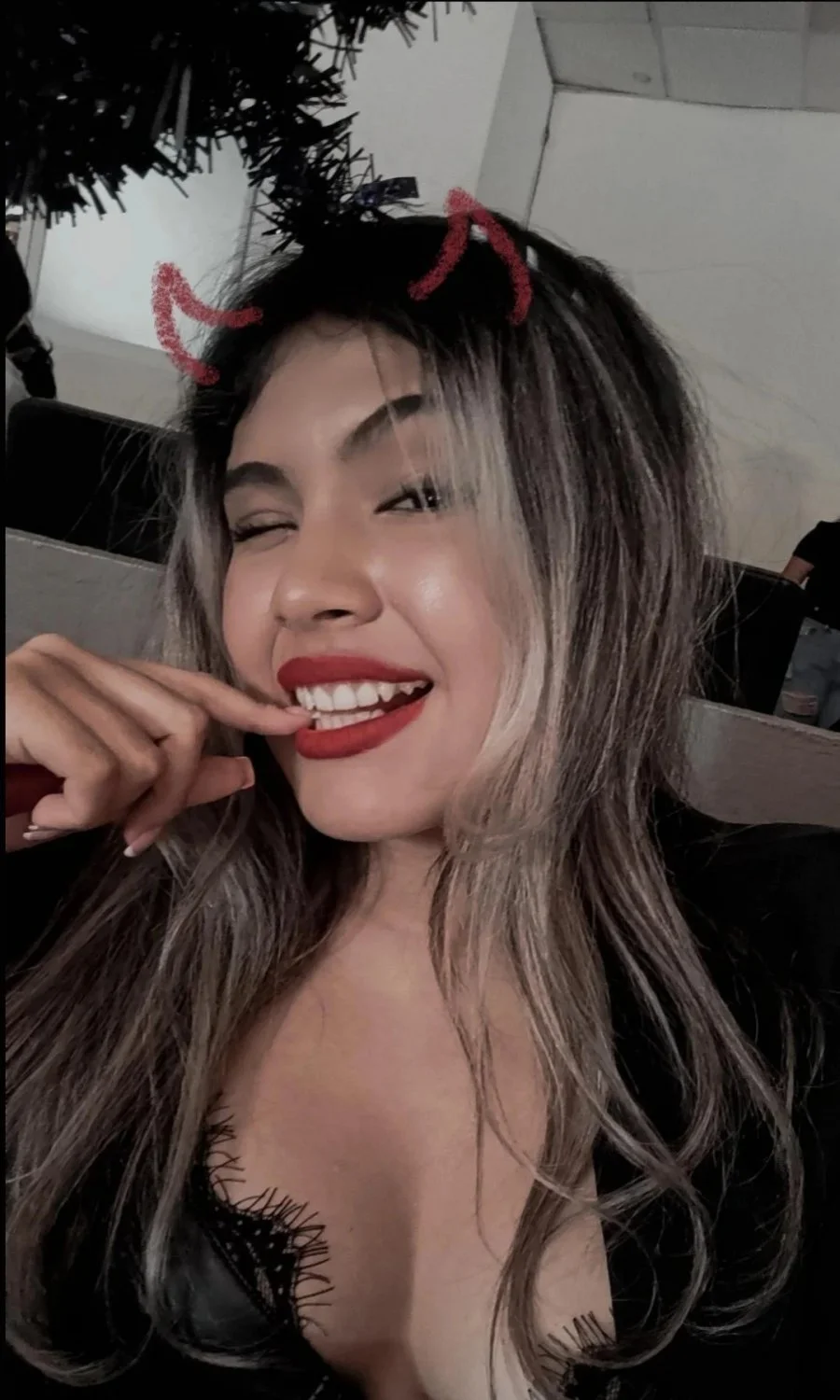 Camila la puta tetona image 16
