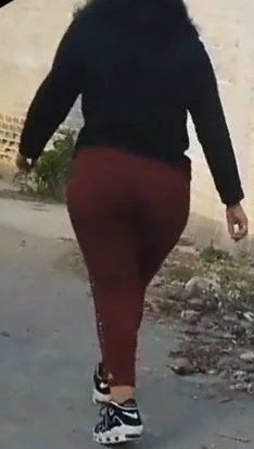 Culona en la calle, grabada, fotos, consigo sus nudes main image