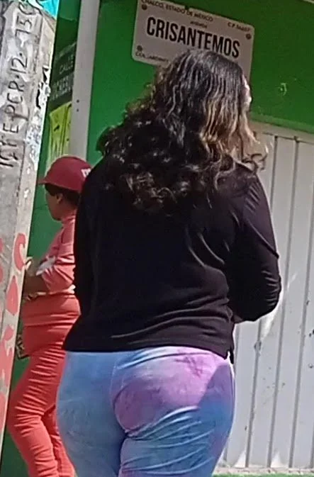 Culona en la calle, grabada, fotos, consigo sus nudes image 16