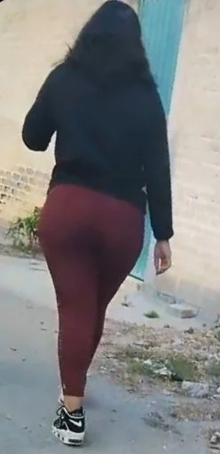 Culona en la calle, grabada, fotos, consigo sus nudes image 21