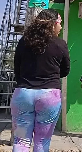 Culona en la calle, grabada, fotos, consigo sus nudes image 8