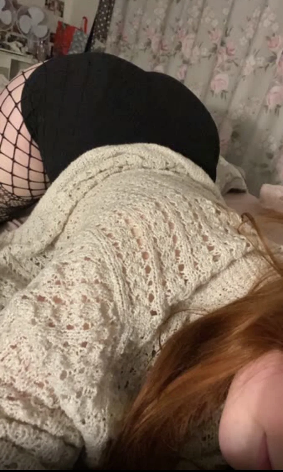 Webslut sexy thick redhead gf Ella image 10