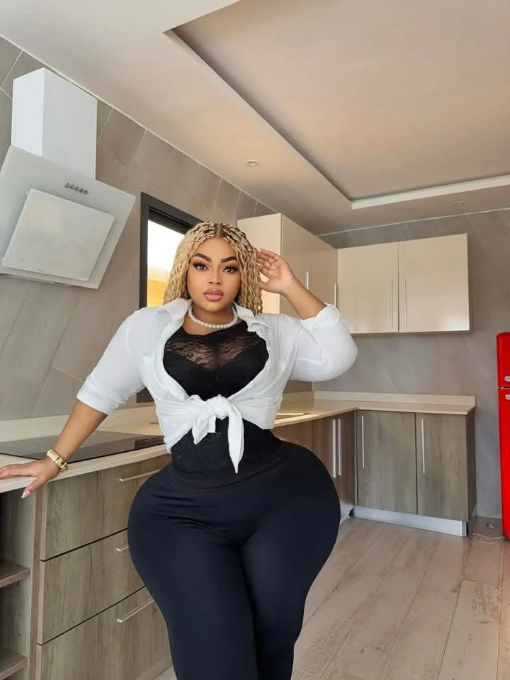 Smash Or Pass image 2