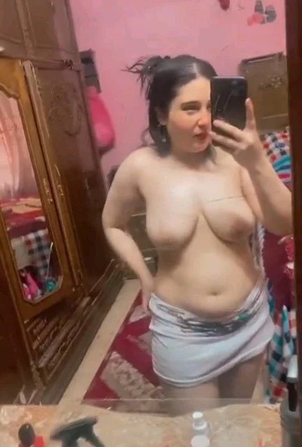 Beautiful Arab from hijab to nude image 13