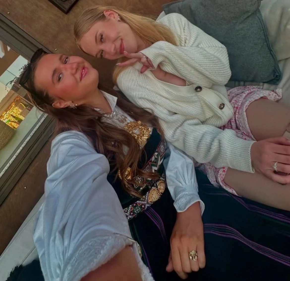 Norwegian 18 slut main image