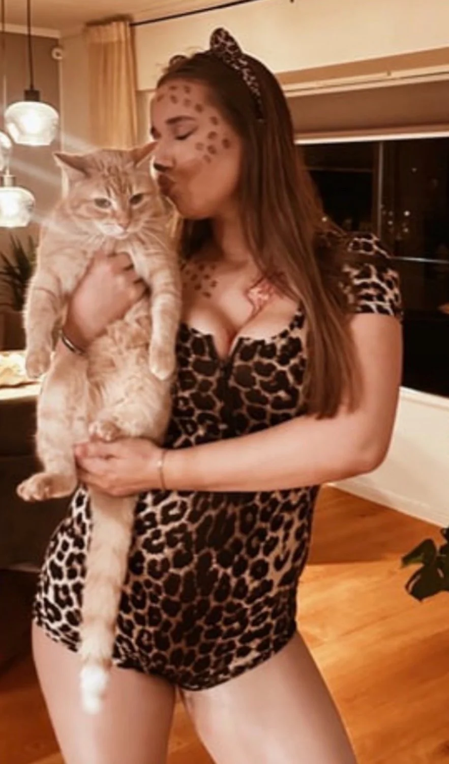 Norwegian 18 slut image 7