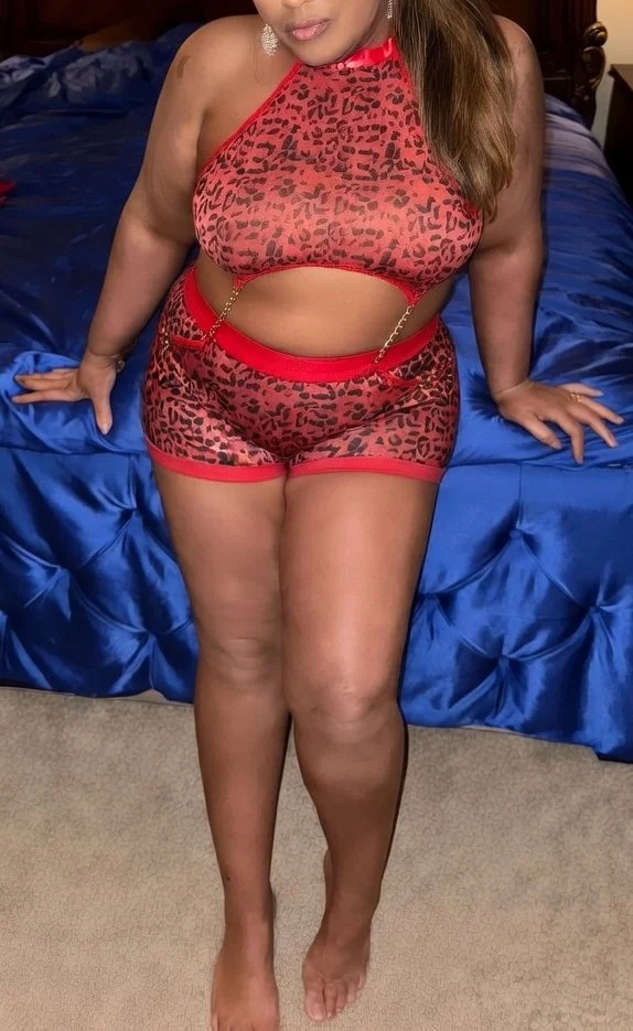 Thick Desi Anjali Begs to get Fucked in the Ass image 2