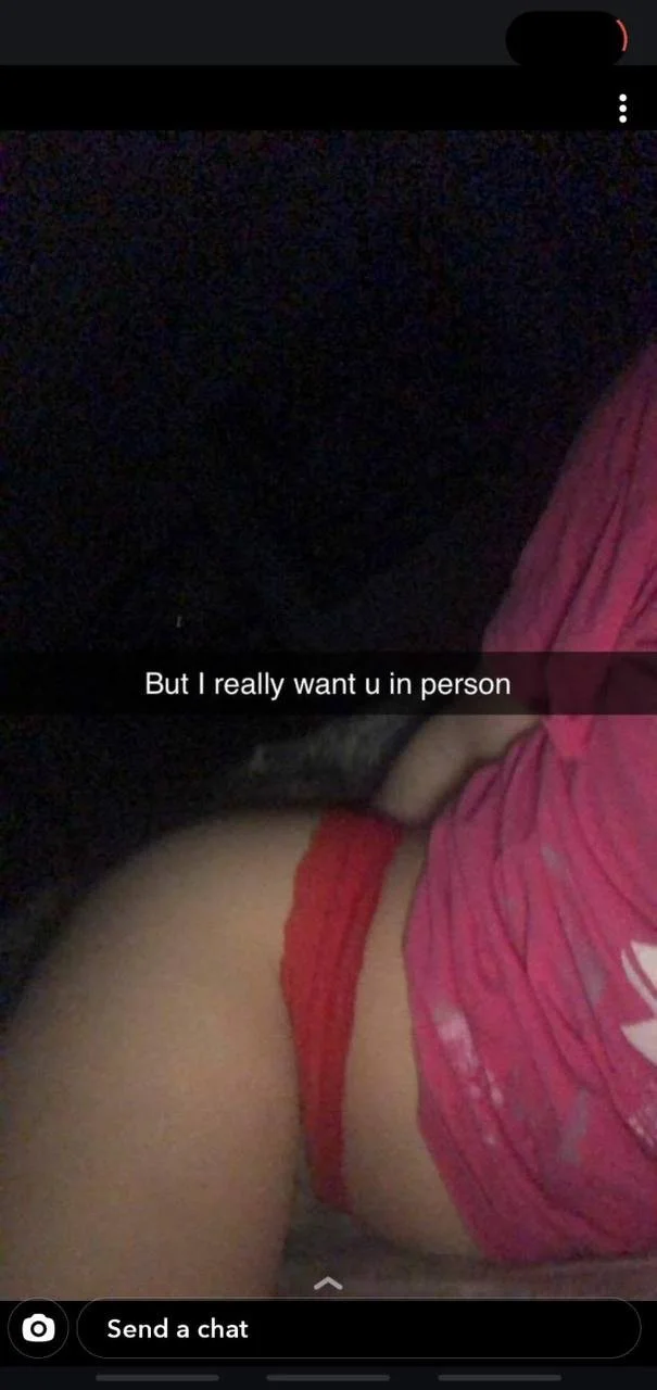 Elizabeth, 20, OR image 19